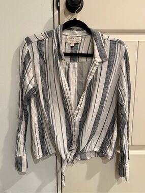 Cloth & Stone White and Charcoal Striped Tie-Front Button Shirt